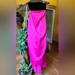 ULTRA RARE 🎀Barbie🎀 Victor Costa Vintage Gown